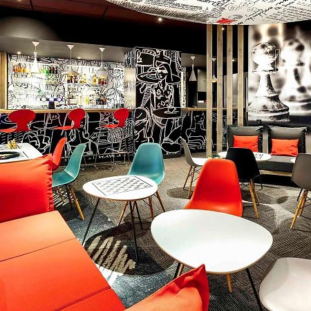 Hotel Ibis Site Du Futuroscope Chasseneuil-du-Poitou Esterno foto