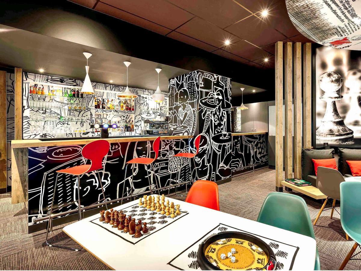 Hotel Ibis Site Du Futuroscope Chasseneuil-du-Poitou Esterno foto